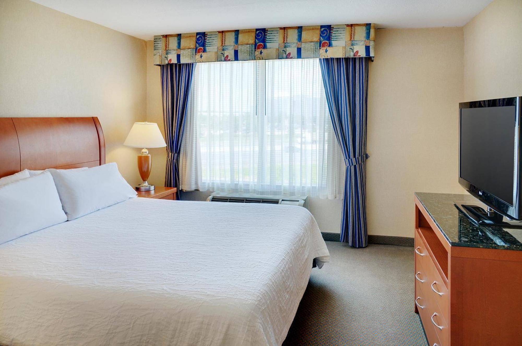 Hilton Garden Inn Toronto/Берлингтон Экстерьер фото